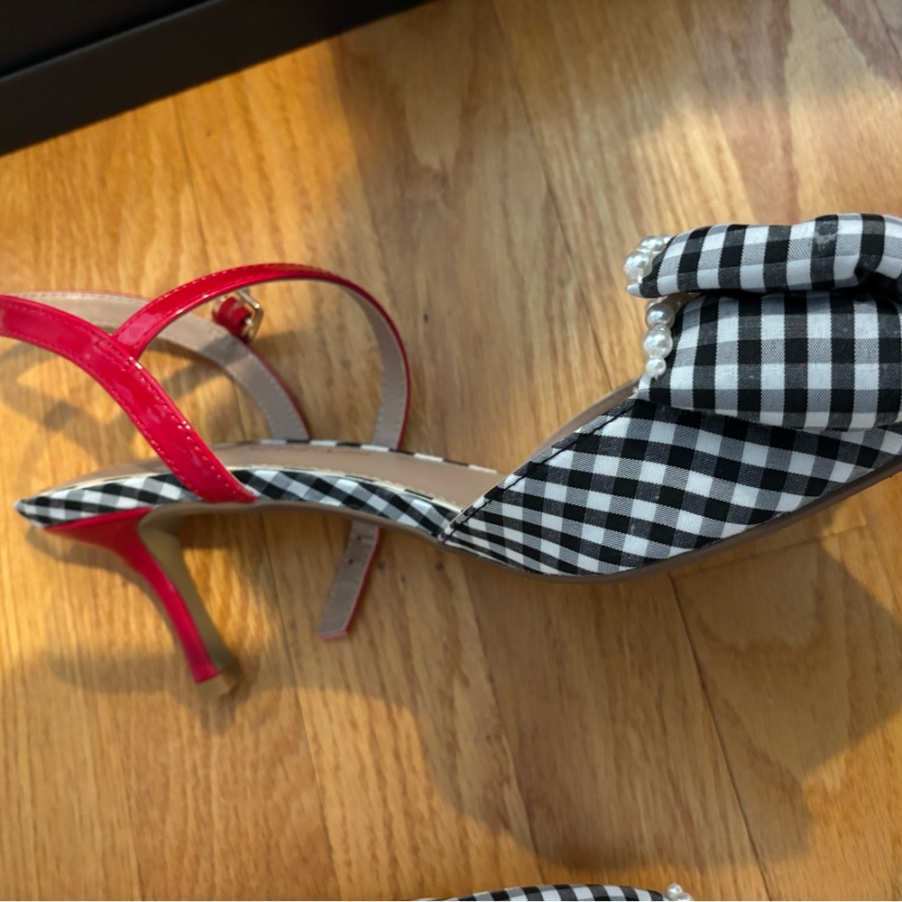 NEW Betsey Johnson Emely Gingham Heels - Picture 4 of 6
